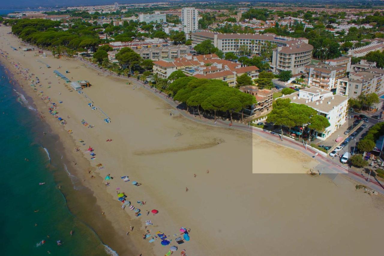 Playmar Litoral Costa Dorada - Only Families Apartman Cambrils Kültér fotó