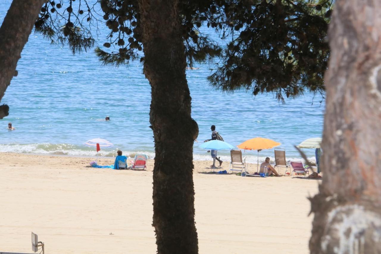 Playmar Litoral Costa Dorada - Only Families Apartman Cambrils Kültér fotó